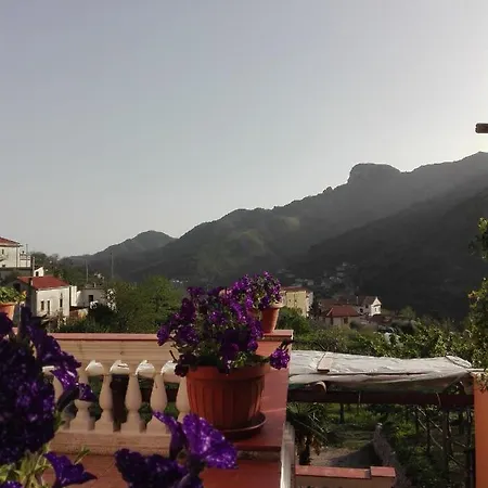 Tatil Evi Antica Casa Cavaliere
